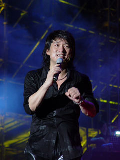 高娛明星經紀人攜周華健等完美演出