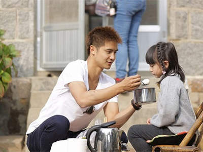 變現(xiàn)路徑三:加盟綜藝真人秀.jpg “明星代言公司”/