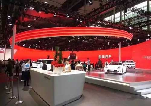 “明星代言公司”/